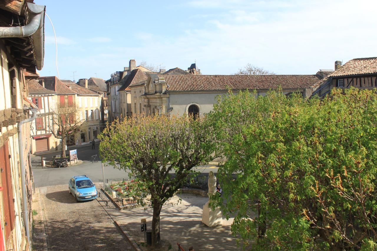 Ferienwohnung Le Relais De La Myrpe Bergerac Exterior foto